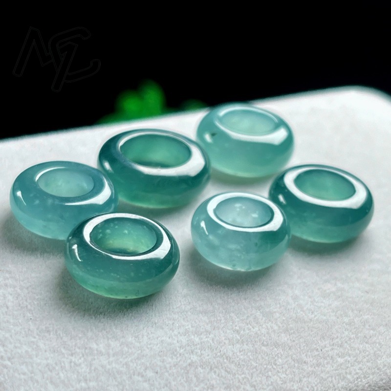 Natural Emerald Blue Water Luc - Jewelry & Watches Spółka Z Ograniczoną Odpowiedzialnością review and price
