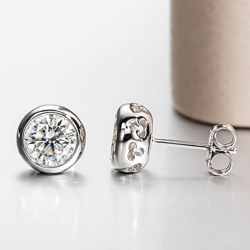 Real D Color Moissanite Diamon - Diamond Stud Earrings review and price